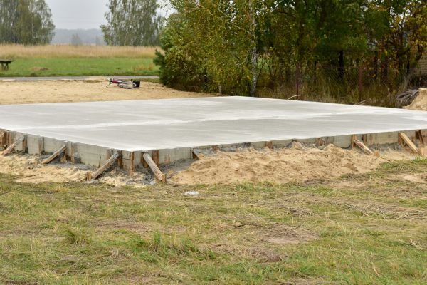 Cost of Concrete Base Installation in Barrington
