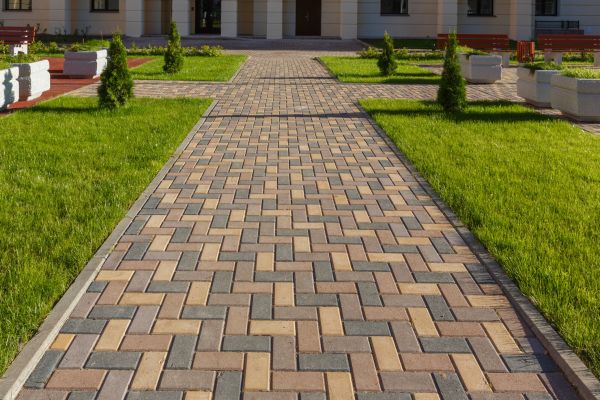 Cost of Paved Walkway Service in Barrington